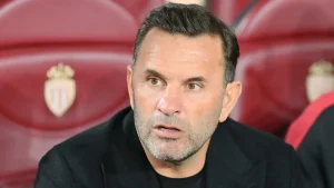 Galatasaray’a transfer şoku! Yıldız isim başka takımı seçti