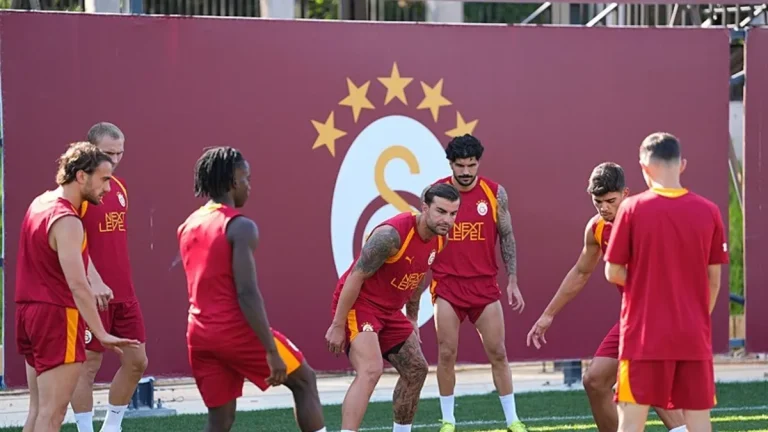 Galatasaray’da 10+4 depremi! 2 oyuncuyla yollar ayrılacak