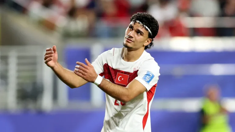 Galatasaray’da gerçek ortaya çıktı! Can Uzun ve transfer…