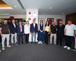 Kadın Süper Lig Kulüpler Birliği Derneği’nden, Başkan Hacıosmanoğlu’na Ziyaret
