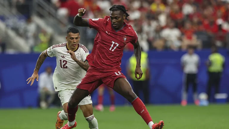 Leao adım adım Fenerbahçe’ye! İtalyanlar anlaşmayı duyurdu