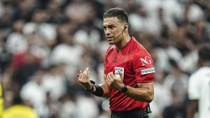 Beşiktaş-Eyüpspor maçında yeni kural uygulandı