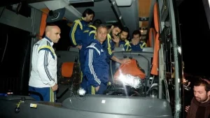 Fenerbahçe otobüsüne saldırı dosyasında 4 şüpheli adliyeye sevk edildi