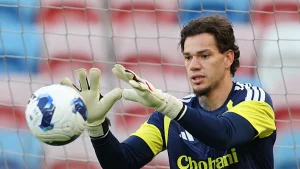 Fenerbahçe’den kaleci planı! Ederson satılırsa o isim gelecek