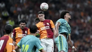 Hazırlık maçı öncesi sürpriz görüşme! Galatasaray ve Villarreal transfer için masada