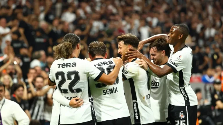 Spor yazarlarından Beşiktaş-Eyüpspor maçı değerlendirmesi