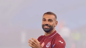 Trabzonspor Salah’ın takım arkadaşının peşinde! Santrfor transferinde gaza basıldı