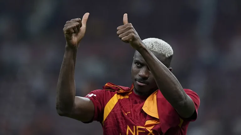 Victor Osimhen’den Galatasaraylıları üzecek haber! O takıma transfer olmaya sıcak bakıyor