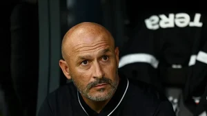 Vincenzo Italiano’dan Vlahovic’e dev övgü: İnanılmaz bir 9 numaraya sahip olduk!