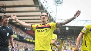 Watford, sahasında Southampton engelini geçti