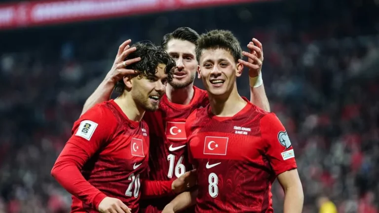 A Milli Futbol Takımımız zafer peşinde! İşte Montella’nın Fransa maçı muhtemel 11’i | Büyük heyecan ATV’de