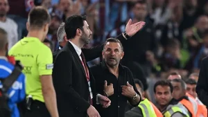 Ahmet Çakar, Trabzonspor-Galatasaray maçını yorumladı: Okan Buruk kendini bilerek attırdı!
