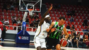 Aliağa Petkimspor evinde Yukatel Denizli Basket’i mağlup etti!