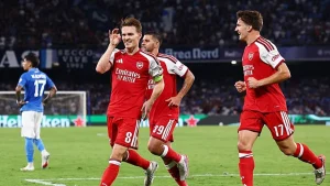 Arsenal, Napoli karşısında Martin Odegaard ile güldü!