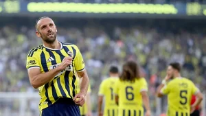 Fenerbahçe evinde Eyüpspor’u farklı yendi!