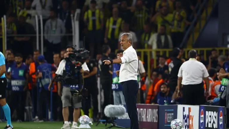 Fenerbahçe’den açıklama! İsmail Kartal’a şişe atan şahıs tespit edildi