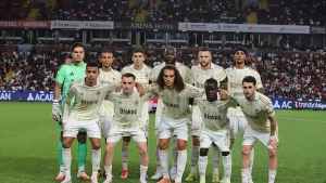 Fenerbahçe’nin yıldızına sürpriz çağrı! “Kollarını açarak karşılayacaklar”