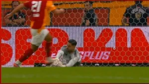 Galatasaray’ın golü iptal edildi!