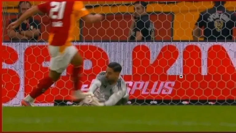 Galatasaray’ın golü VAR’a takıldı! Yunus Akgün’ün golü iptal edildi