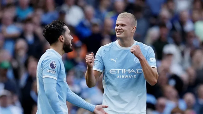 Manchester City Haaland’la güldü! Derbi öncesi 3’te 3
