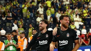 Salih Özcan’dan flaş açıklama! “Şampiyon olacak takımız”