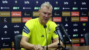 Sarunas Jasikevicius: Fenerbahçe’de oynuyorsanız her zaman hazır olmalısınız