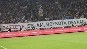 Trabzonspor taraftarları Gazze’yi unutmadı!