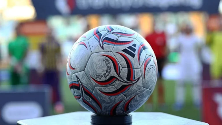 Trendyol Süper Lig’de 5. hafta maçlarını yönetecek hakemler açıklandı