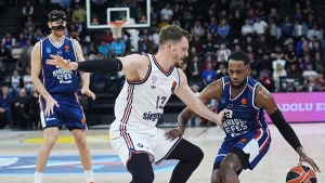 Anadolu Efes evinde Bayern Münih’e mağlup!