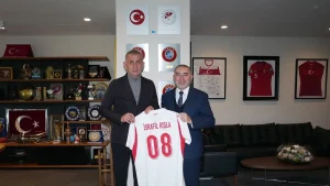 Cumhurbaşkanı Başdanışmanı İsrafil Kışla’dan TFF’ye ziyaret!