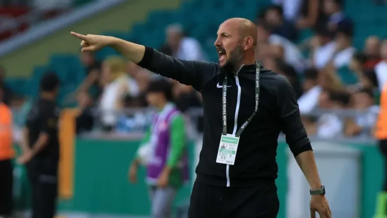 Eminevim Ümraniyespor’da Tayfun Rıdvan Albayrak dönemi sona erdi