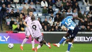 Eski Fenerbahçeli Sidiki Cherif, Premier Lig’de siftahı şık bir golle yaptı!
