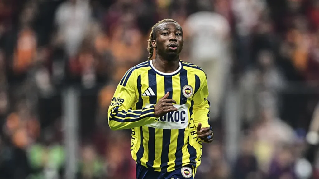 Fenerbahçe’de ilk ayrılık belli oldu! Menajeri İstanbul’a gelecek
