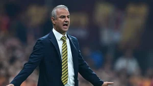 Fenerbahçe’de İsmail Kartal’a büyük tepki! Taraftarlar çılgına döndü