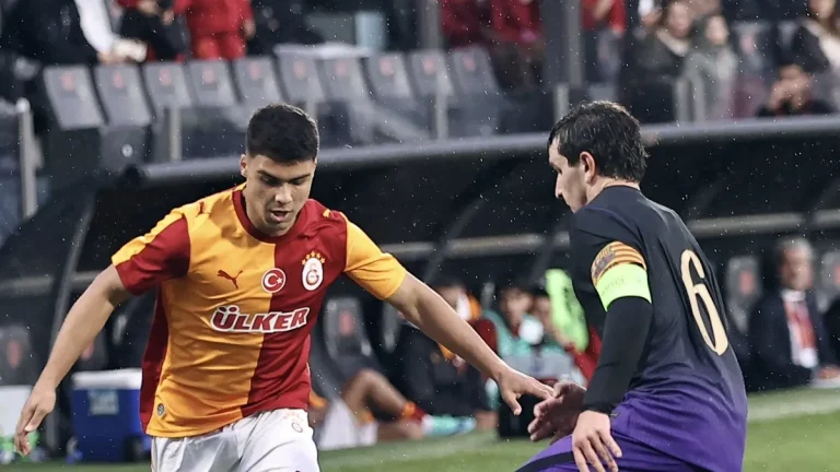 Galatasaray evinde Barcelona’ya mağlup oldu! İşte maçın özeti