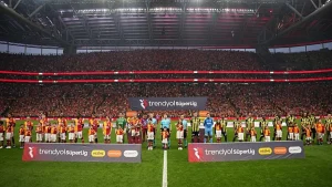 Galatasaray-Fenerbahçe derbisinin VAR’ı açıklandı!