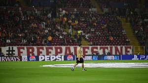 Galatasaray tribünlerinden Filistin’e destek!
