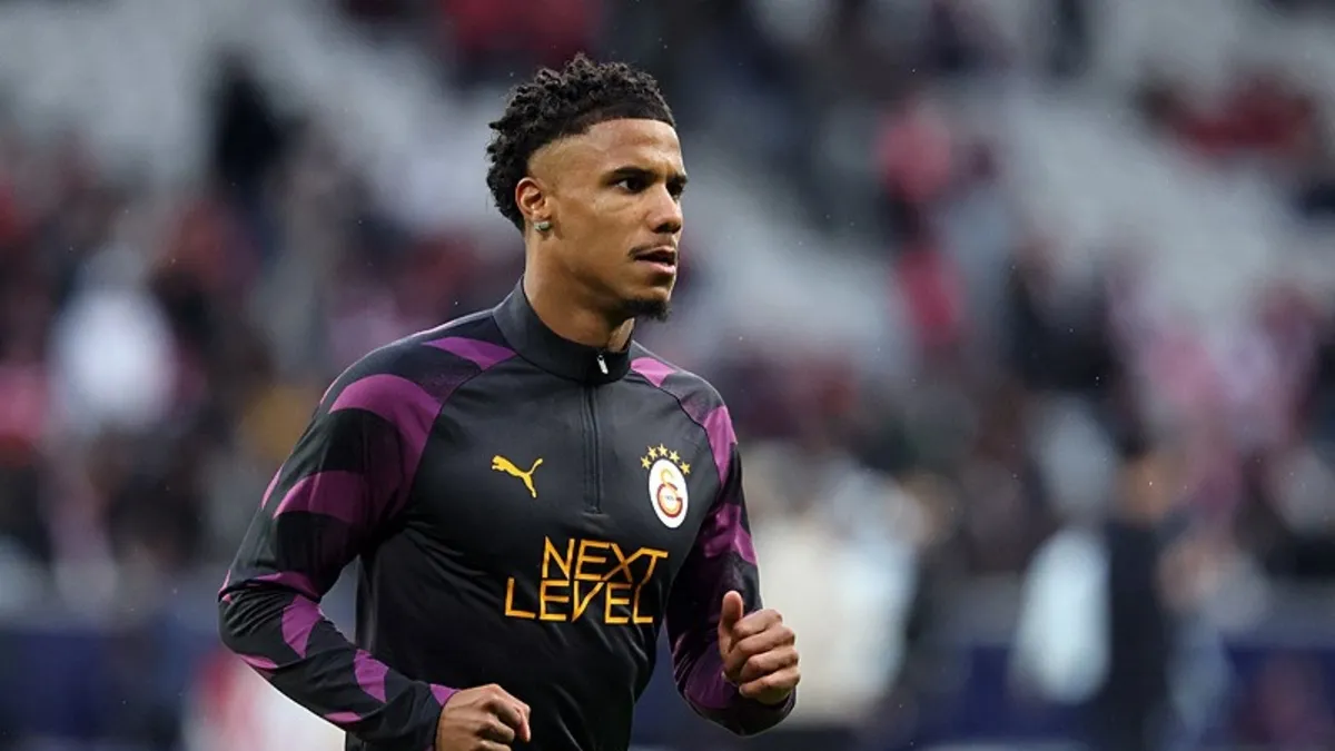 Galatasaray’ın Senegalli futbolcusu Ismail Jakobs, milli takıma veda etti
