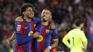 Barcelona, El Clasico’nun acısını Alaves’ten çıkardı!